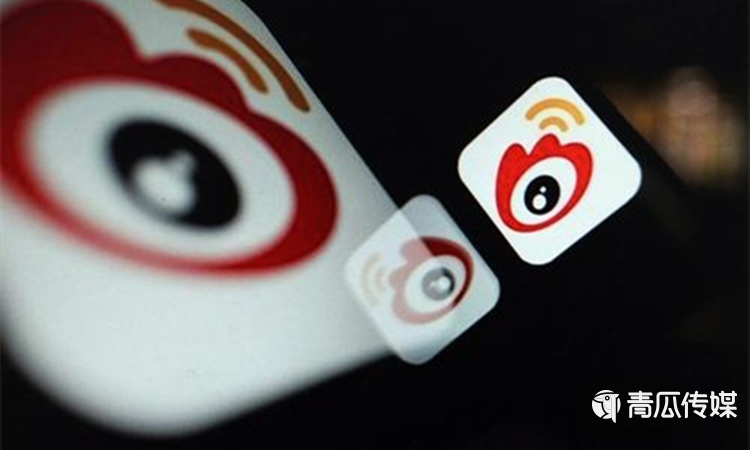 微博老矣：被抖音快手拍在沙滩上